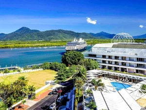 Best Luxury Hotels in Cairns, Australia