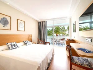 luxury-hotel-puerto-del-carmen-drt5e5o7